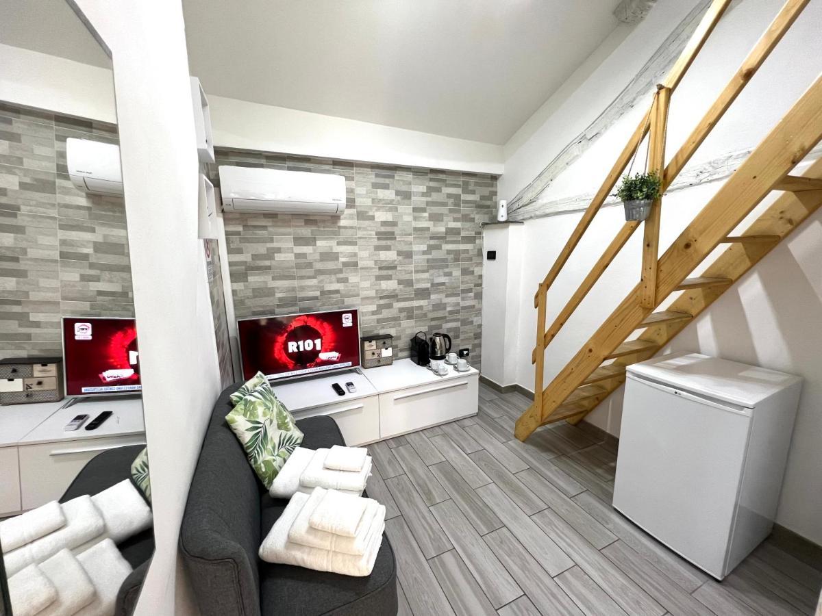 Air Σϝ Home Aραrlmҽnl Verdi Novi Ligure Kültér fotó